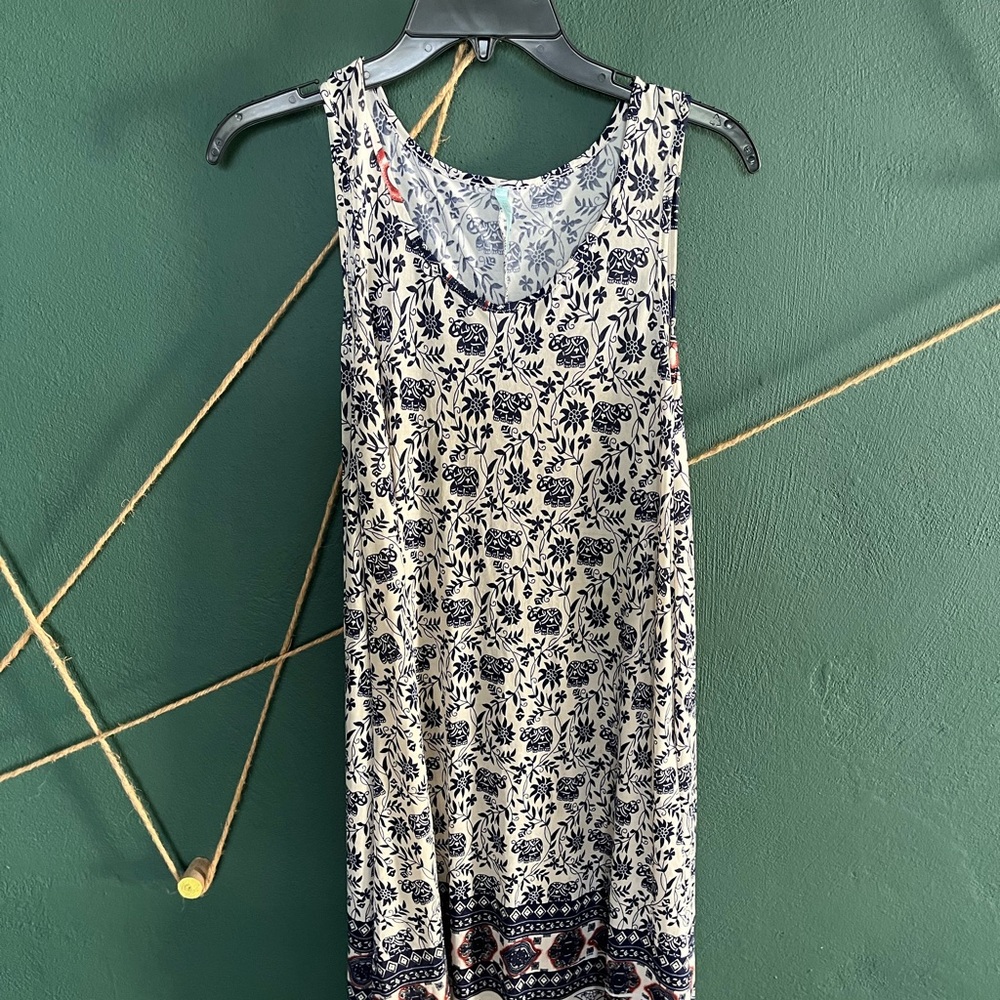 Chic Floral Sleeveless Midi Dress - Black and Cream
